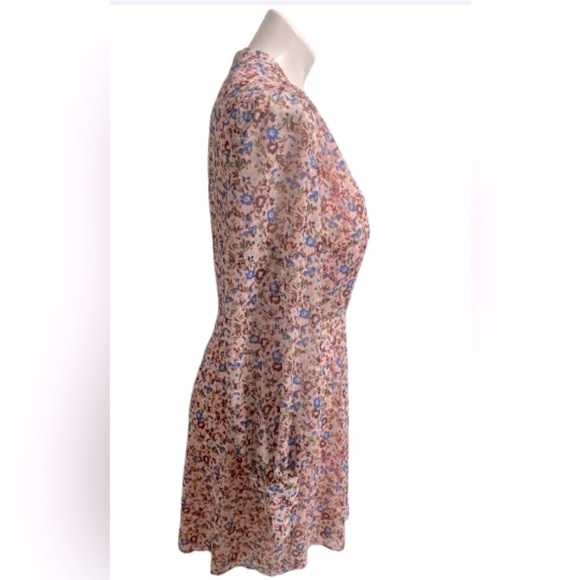 The East Order Sophie V-Neckline Floral Long Sleeve Mini Dress - Picture 6 of 10